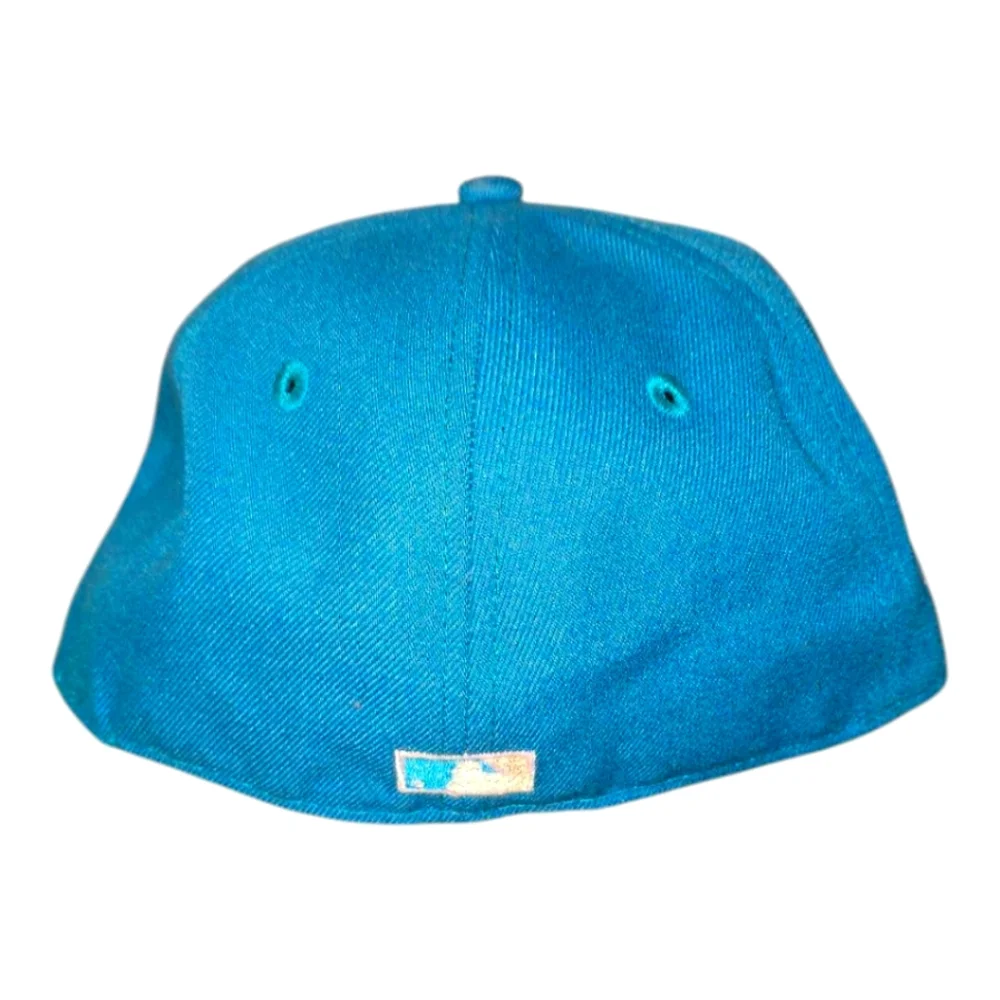 hat club beautiful new